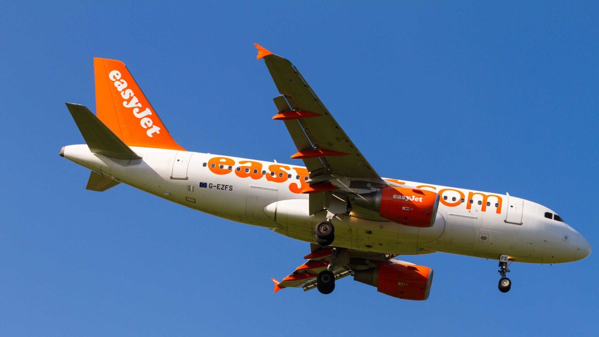 Hackers attack easyJet Airlines